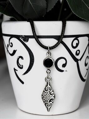 5 For $25💫Silver Filigree Diamond Necklace Pendant With Black Acrylic Gem Accent